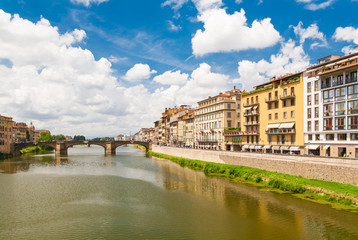 Obraz premium The embankment of river Arno. 