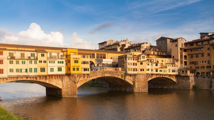 Obraz premium Ponte Vecchio over Arno river