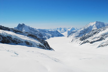 Fototapeta na wymiar Jungfraujoch, Part of Swiss Alps Alpine Snow Mountain. White mountains in switzerland.