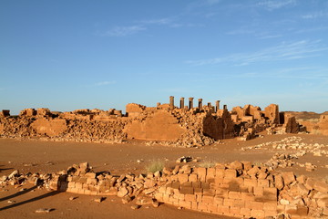 Die Tempel von Naga in der Sahara vom Sudan 