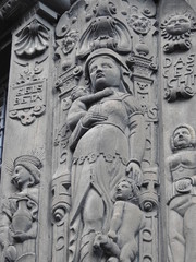 Sculpture d'angle de la maison kammerzell 2/2