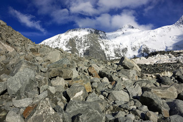 Fototapeta na wymiar Belukha Peak (4506m) in Altai Mountains, Russian Federation