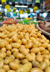 pommes de terre en supermarché