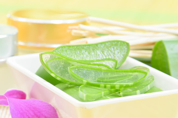Prepared aloe vera slice use in spa for skincare and cosmetic
