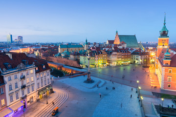 Naklejka na ściany i meble beautiful Old Town in Warsaw at dusk, Poland