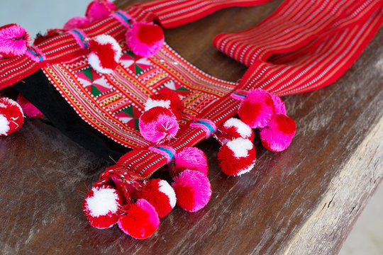 Lahu Patterns รูปภาพLahu – เลือกดูภาพถ่ายสต็อก เวกเตอร์ และวิดีโอ256 | Adobe Stock