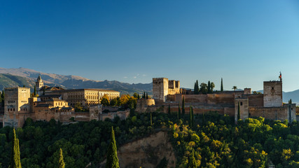 Obraz premium Alhambra gardens in autumn colors