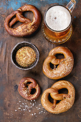 Lager beer with pretzels