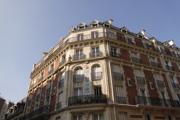 Fototapeta premium Immeuble ancien à Paris