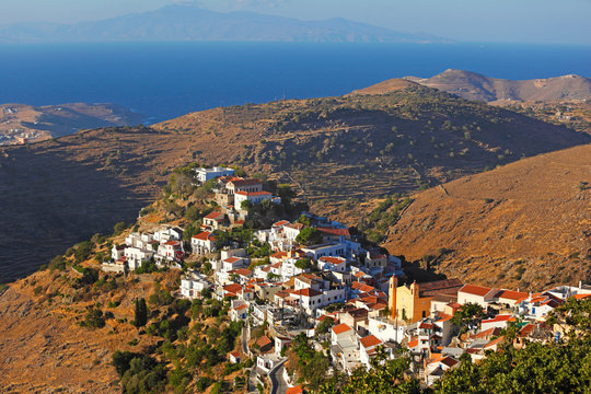 Fototapeta Ioulida, the capital of Kea in Greece