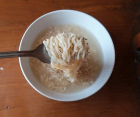 Instant noodles
