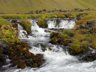 Wasserfall an der Ringstraße im Süden von Island
