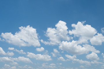 Fototapeta na wymiar Beautiful panorama blue sky and white clouds