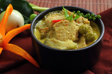 Green curry food.
