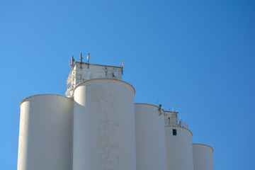 Agriculture Grain Elevator Silo with Cell Phone Tower Repeaters