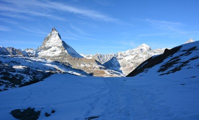 Fototapeta na wymiar The gigantic mountain in Switzerland.
