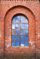 Fototapeta na wymiar Window with blue sky