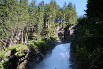 Fototapeta na wymiar Krimmler Wasserfalle- Österreich