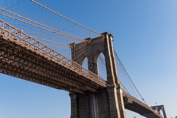 Obraz premium Brooklyn bridge with blue sky