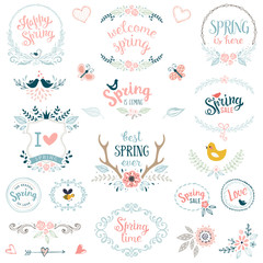 Fototapeta na wymiar Hand drawn spring collection with typographic design elements. 