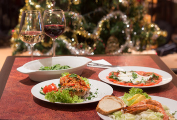 Restaurant food with fresh ingredients - christmas tree and food in restaurant