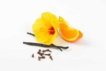 hibiscus, orange and spices