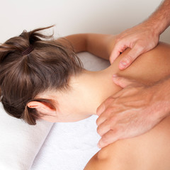 Fototapeta na wymiar shoulder massage