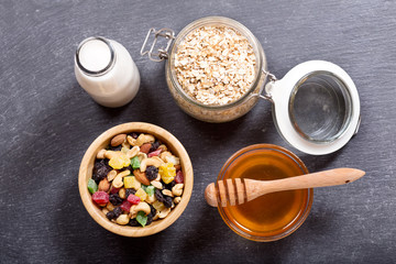 breakfast with cereal, milk and honey