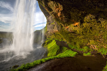 Fototapeta na wymiar Seljalandsfoss one of the most famous Icelandic waterfall