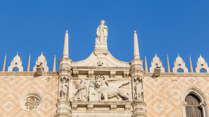 Statues on the facade of Cathedral Basilica of Saint Marco. Piaz