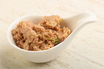 Canned tuna