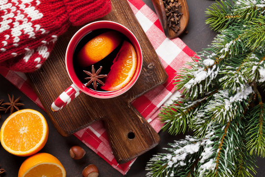 Christmas mulled wine and ingredients