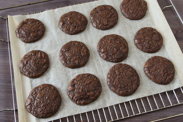 Fudge brownie cookies on wire rack