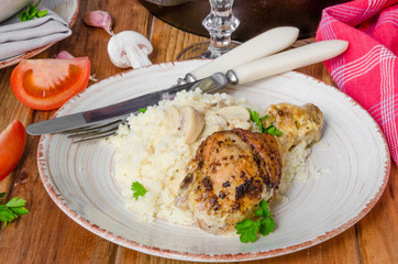 Chicken with mushrooms in cream sauce