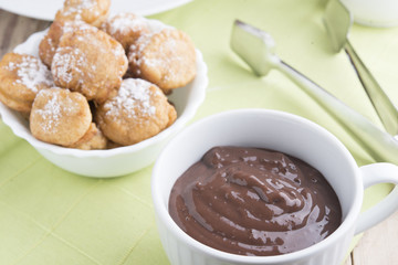 Chocolate with buñuelos