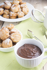 Chocolate with buñuelos