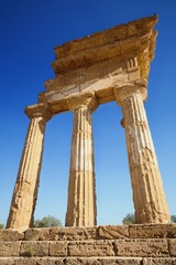 Obraz premium Temple of Dioscuri (Castor and Pollux). UNESCO World Heritage Site. Valley of the Temples. Agrigento, Sicily, ItalyAgrigento, Sicily, Italy