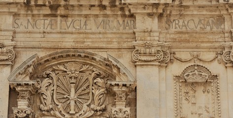 façade d'église à syracuse