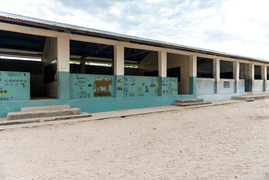african village school in Zanzibar