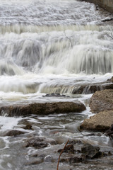 Весенний водопад