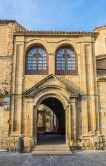 Entrance to the church of Olite