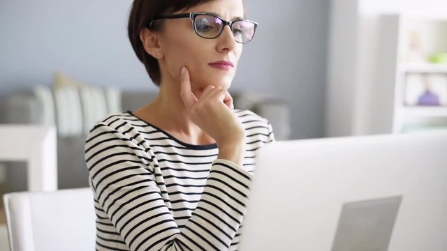 Woman working on the computer