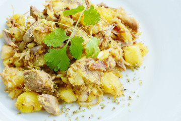 European food with potato and some mea,egg and onion
