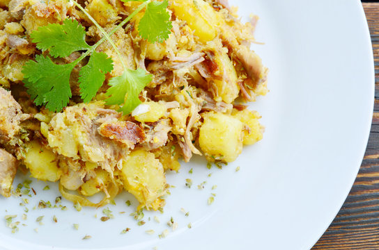 European food with potato and some mea,egg and onion
