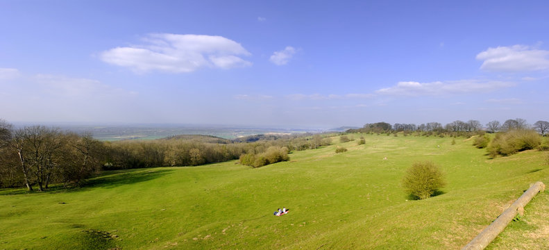 generic high resoltion image of a footpath in typical english co