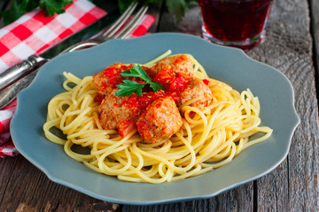 Pasta with meatballs turkey