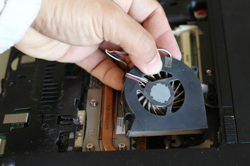 Technician support upgrade part and fixing laptop.