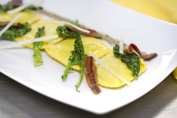 cultures, italian, food, gourmet, eating, meat, meal, tray, olive, dinner, crockery, color, drink, close-up,