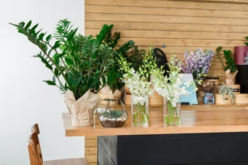 Foto auf Acrylglas Blumenladen Blumenladen-Innendetail, Kleinunternehmen des Blumendesignstudios