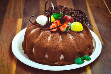  Cake tempting for the favorite.